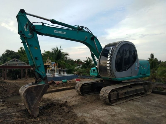 ขาย 535,000 บาท KOBELCO SK100 MARK 5 ธรรมดา เครื่องดี ปั้มแรง โช่หนา เอวแน่น ไฟฟ้าครบ แอร์เย็น รถพร้อมใช้งาน  เอกสารแจ้งจำหย่าย รถอยู่ นครปฐม  090-772-3710 090-772-3708