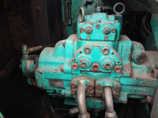 ขาย 535,000 บาท KOBELCO SK100 MARK 5 ธรรมดา เครื่องดี ปั้มแรง โช่หนา เอวแน่น ไฟฟ้าครบ แอร์เย็น รถพร้อมใช้งาน  เอกสารแจ้งจำหย่าย รถอยู่ นครปฐม  090-772-3710 090-772-3708