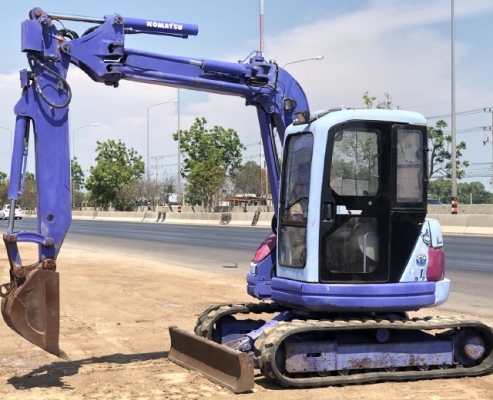 ขายรถขุด KOMATSU PC50UU-2 อาร์มยาวพิเศษ คอนโทรลสั้น นำเข้าเองจากญี่ปุ่น สภาพสวยพร้อมใช้ มีVDOการทำงานครับ