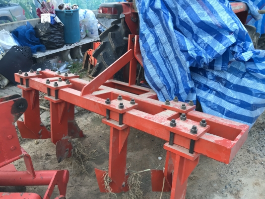 ริปเปอร์เข้าร่องอ้อย