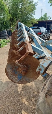 รถไถ รถไถ