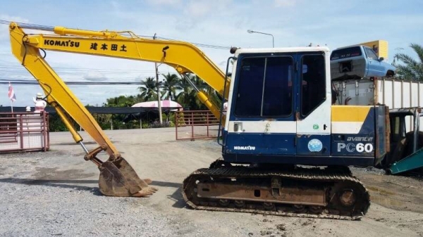 ขาย 435,000 แบคโฮบูมยาว KOMATSU pc 60-6 ไฟฟ้าครบ เครื่องดี ปั้มแรง เอวแน่น ช่วงล่างเต็ม รถพร้อมใช้งาน รถอยู่ นครปฐม 064-191-1112
