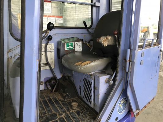 ขายรถขุด KOMATSU PC38UU-2E มีตู้เก๋งง รถนอกขายถูกครับ ขายรถขุด KOMATSU PC38UU-2E มีตู้เก๋งง รถนอกขายถูกครับ