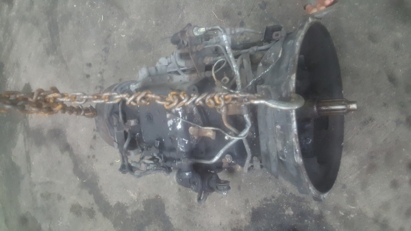 ขายเกียร์ฮีโน่P11c7เกียร์เดินหน้า8ถอยเกียร์ดีพร้อมใช้งานสภาพเดิมๆขอกนอก