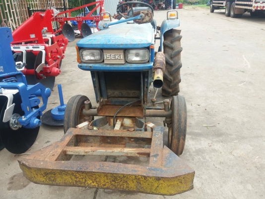 ISEKI TS1610 รถภายนอกภายในสภาพดีเยี่ยม