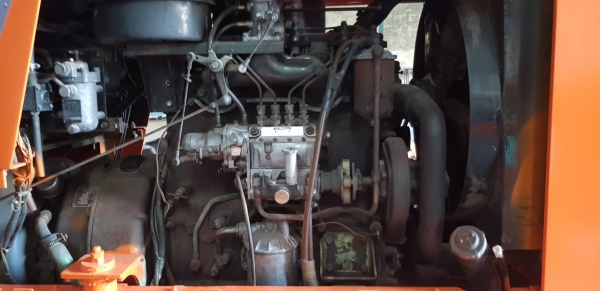 รถตัก TCM STD25 ขนาดบุ้งกี๋ 1.2 คิวขนาดกระทะล้อยางขอบ 24 นิ้วเหมาะสำหรับตัดหินตักทรายหรือลานข้าวเปลือก ลานมันเครื่องยนต์ Isuzu รถเก่าญี่ปุ่นไม่เคยใช้งานในไทย สภาพพร้อมใช้งานใช้งานได้ทุกระบบ ระบบ ขับเคลื่อน 4 ล้อ  ราคา390,000 บาท สนใจติดต่อ #KPGแทรคเต