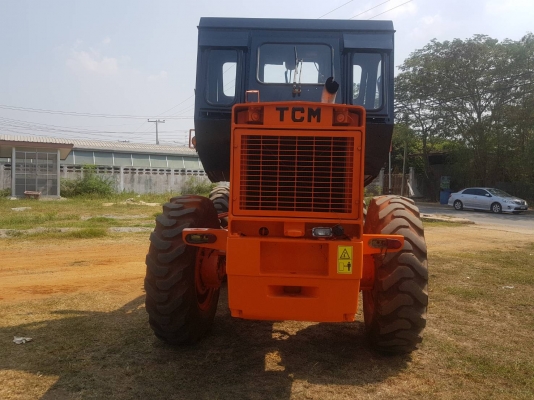 รถตัก TCM STD25 ขนาดบุ้งกี๋ 1.2 คิวขนาดกระทะล้อยางขอบ 24 นิ้วเหมาะสำหรับตัดหินตักทรายหรือลานข้าวเปลือก ลานมันเครื่องยนต์ Isuzu รถเก่าญี่ปุ่นไม่เคยใช้งานในไทย สภาพพร้อมใช้งานใช้งานได้ทุกระบบ ระบบ ขับเคลื่อน 4 ล้อ  ราคา390,000 บาท สนใจติดต่อ #KPGแทรคเต