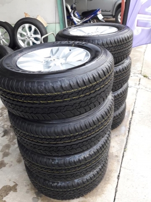 ขายล้อแม็กป้ายแดง revo 17" ขายล้อแม็กป้ายแดง revo 17"