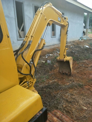 ขายCAT30 ปั้มนิ้วนาชิ คอลโทรลสั้น ตัวเดินรุ่น1 แอร์พร้อมเอกสารอินวอย ราคา 210,000