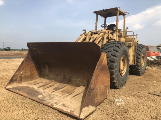 ขาย 750,000 รถตักล้อยาง CAT 980 B เครื่องดี เกียร์แรง เอวอ่อนแน่น ยางใหม่ รถสวยพร้อมใช้ เอกสารซื้อขาย  รถอยู่ อยุธยา 090-772-3710 090-772-3708