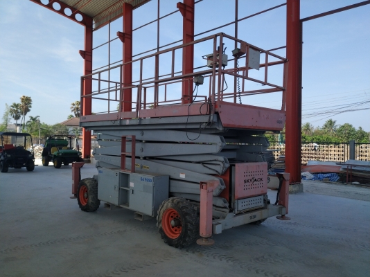 ขายรถกระเช้า Skyjack SJ9250RT ขับเคลื่อน 4 ล้อ ระยะทำงานสูง 17 เมตร นำเข้าจาก USA ขายรถกระเช้า Skyjack SJ9250RT ขับเคลื่อน 4 ล้อ ระยะทำงานสูง 17 เมตร นำเข้าจาก USA