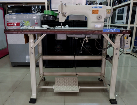 ลดราคาพิเศษ-จักรเย็บผ้า ยี่ห้อ JACK รุ่น JK-SHIRLEY I สภาพใหม่มาก