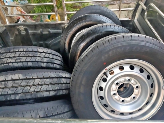 ล้อกะทะอีซูสุขอบ15พร้อมยางดันลอปถอด0ป้ายแดง215/70/15ปี19ราคาทั้งชุด8200