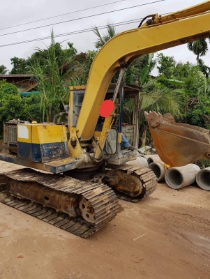 ขายรถขุดแบ็คโค KOMATSU PC60 ตัวเดิน10HT สภาพพร้อมใช้งาน  บูมสวยเครื่องดี