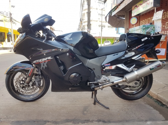 ขาย HONDA CBR1100 BLACKBIRD ปี1998 เดิมๆ แต่งสวย อินวอยส์ สรรพสามิตร ราคา 79500 บาท ส่งได้ทั่วไทย รา