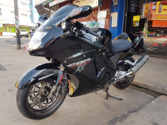 ขาย HONDA CBR1100 BLACKBIRD ปี1998 เดิมๆ แต่งสวย อินวอยส์ สรรพสามิตร ราคา 79500 บาท ส่งได้ทั่วไทย รา