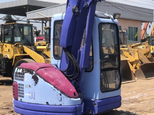 ขายรถขุด KOMATSU PC50UU-2 อาร์มยาวพิเศษ คอนโทรลสั้น นำเข้าเองจากญี่ปุ่น สภาพสวยพร้อมใช้ มีVDOการทำงานครับ
