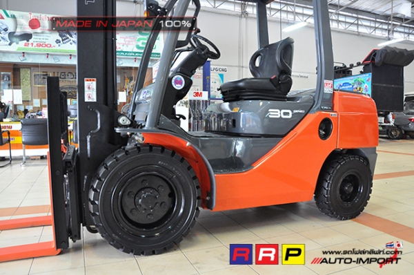 ขายรถโฟล์คลิฟท์มือสอง TOYOTA รุ่น 8FD30-11253 นำเข้าจากประเทศญี่ปุ่น 100\% ไม่เคยใช้งานในไทย