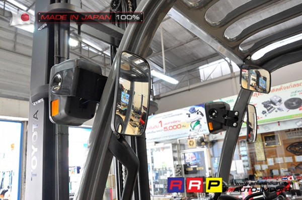 ขายรถโฟล์คลิฟท์มือสอง TOYOTA รุ่น 8FD30-11253 นำเข้าจากประเทศญี่ปุ่น 100\% ไม่เคยใช้งานในไทย