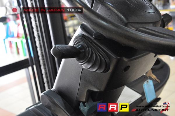 ขายรถโฟล์คลิฟท์มือสอง TOYOTA รุ่น 8FD30-11253 นำเข้าจากประเทศญี่ปุ่น 100\% ไม่เคยใช้งานในไทย