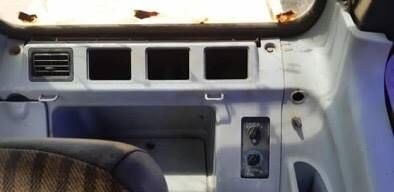 ขาย 850,000 KOMATSU pc200-7 เล่มทะเบียน เครื่องดี ปั๊มแรง เอวแน่น ช่วงล่างเต็ม รถสวยพร้อมใช้ รถอยู่ นครปฐม 090-772-3710 090-772-3708