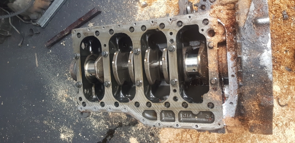 อะไหล่เครื่อง Isuzu 4HV1 อะไหล่เครื่อง Isuzu 4HV1