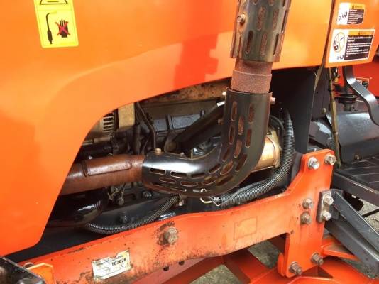 ขายรถไถKubota M6040SU(4WD)พร้อมใบดันและผานพรวนช้าง รถสวย พร้อมใช้งาน