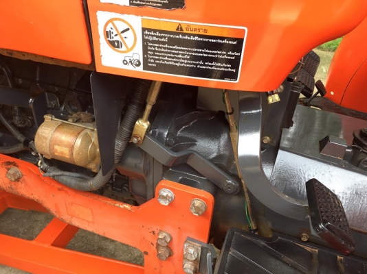 ขายรถไถKubota M6040SU(4WD)พร้อมใบดันและผานพรวนช้าง รถสวย พร้อมใช้งาน
