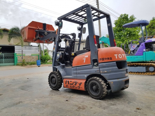 รถตักเล็ก  Toyota 4 SGL7 เครื่องยนต์ toyota 5k สภาพดีมาก เก่าญี่ปุ่นพร้อมช้งาน รับประกันความพึงพอใจ ชั่วโมงการทำงาน 1000 ชั่วโมง ราคา195,000 บาท             รถดีมีคุณภาพต้องKPGเทรดดิ้งแทรคเต