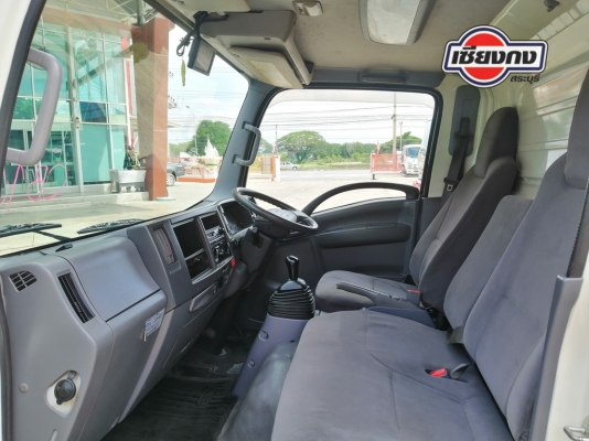 หัวเก๋ง ISUZU NMR  NLR 130 สีขาว