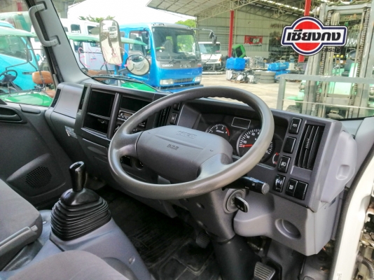 หัวเก๋ง ISUZU NMR  NLR 130 สีขาว