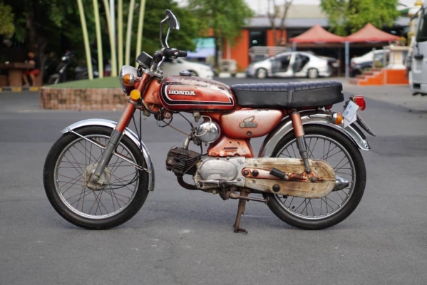 ร้าน วุฒิ นนบุรี ขาย HONDA S110 รถสวยเดิมแห้งๆพร้อมใช้ทะเบียนโอน