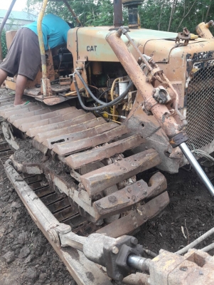 ขายแทรคเตอร์ CAT D4E เอกสารซื้อขายราคา 295,000 ขายแทรคเตอร์ CAT D4E เอกสารซื้อขายราคา 295,000