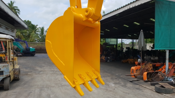 ขาย รถขุด KOMATSU รุ่น PC40FR มือสองญี่ปุ่น (หัวเก๋ง) แทรกเหล็ก  สลัก บูทเอวแน่น 100\% สวยพร้อมใช้งาน มือถือ 0818753444