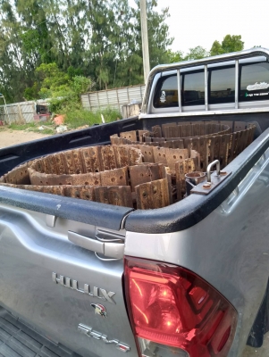 ขอบคุณลูกค้าจาก จ.เพชรบูรณ์ รับโซ่ 1 คู่ ไปเรียบร้อยแล้ว