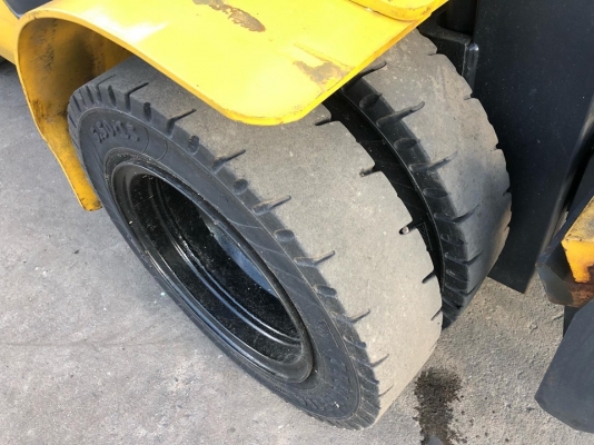 ขายรถตักยางพารางาเทได้เสา5เมตรเครื่องยนต์ดีเชลเกียร์ ออโต้ ขายรถตักยางพารางาเทได้เสา5เมตรเครื่องยนต์ดีเชลเกียร์ ออโต้