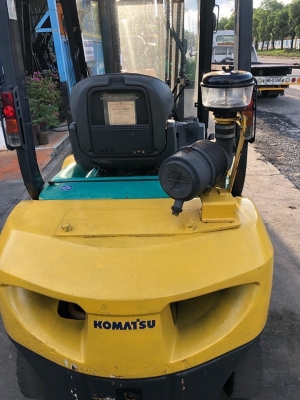 ขายรถตักยางพารางาเทได้เสา5เมตรเครื่องยนต์ดีเชลเกียร์ ออโต้ ขายรถตักยางพารางาเทได้เสา5เมตรเครื่องยนต์ดีเชลเกียร์ ออโต้