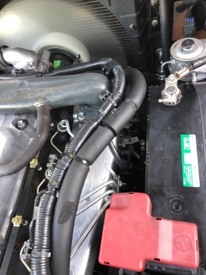 ขายรถหนีบก้อนกลมเสาสูง5เมตรเครื่องยนต์ดีเชลเกียร์ออโต้