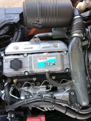 ขายรถหนีบก้อนกลมเสาสูง5เมตรเครื่องยนต์ดีเชลเกียร์ออโต้