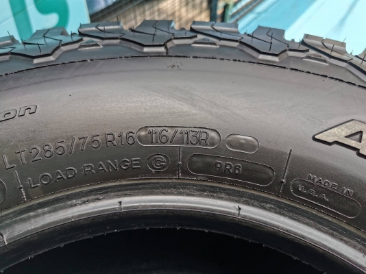 ขายยาง BF-Goodrich KO2 285-75-16 PR6 ปี16 - สภาพสวย เนียนทุกเส้น หนวดรุงรัง - ราคาชุดละ 24,500 บาท ขายยาง BF-Goodrich KO2 285-75-16 PR6 ปี16 - สภาพสวย เนียนทุกเส้น หนวดรุงรัง - ราคาชุดละ 24,500 บาท