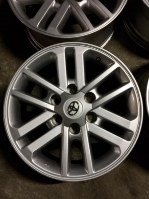 ชุดที่6 ล้อฟอจูนเนอร์ ขอบ17+น๊อต ล้อสวยไม่เบียดบิ่น สนใจโทร0879050181.ส่งได้ทั่วไทย ชุดที่6 ล้อฟอจูนเนอร์ ขอบ17+น๊อต ล้อสวยไม่เบียดบิ่น สนใจโทร0879050181.ส่งได้ทั่วไทย