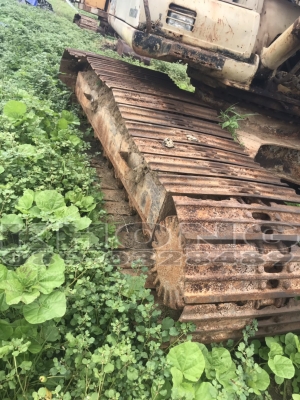 ขายด่วน แบคโฮ Komatsu 200รุ่น6 ไฟฟ้าครบ เครื่องเดิม ปั้มเดิม บูส โซ่ดี ทะเบียนพร้อม เฟรมผุบ้าง ขายเพียง 460000 บาท ขายด่วน แบคโฮ Komatsu 200รุ่น6 ไฟฟ้าครบ เครื่องเดิม ปั้มเดิม บูส โซ่ดี ทะเบียนพร้อม เฟรมผุบ้าง ขายเพียง 460000 บาท