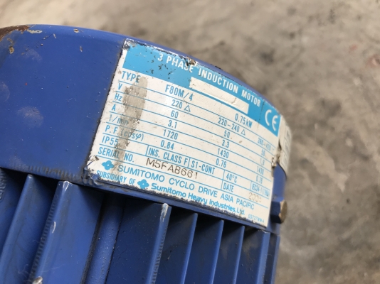 ขายมอเตอร์เกียร์เพลาออกข้าง Hyponic drive Sumitomo 1HP. 380V อัตราทด 1:80 made in Japan เพลาออกประมาณ 16 รอบต่อนาที เพลาใหญ่แรงบิดเยอะ สภาพสวยเดิมๆ หมุนนิ่ม พร้อมใช้งาน