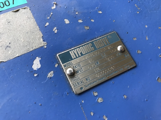 ขายมอเตอร์เกียร์เพลาออกข้าง Hyponic drive Sumitomo 1HP. 380V อัตราทด 1:80 made in Japan เพลาออกประมาณ 16 รอบต่อนาที เพลาใหญ่แรงบิดเยอะ สภาพสวยเดิมๆ หมุนนิ่ม พร้อมใช้งาน