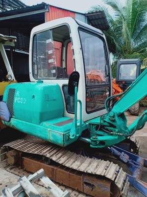 มาใหม่จ้า..KOMATSU PC30-7E เก่านอกแท้  เครื่องดำ  สภาพสวย 6,xxxชั่วโมง..พร้อมใช้ โทร 089-3818694 จ๊อย