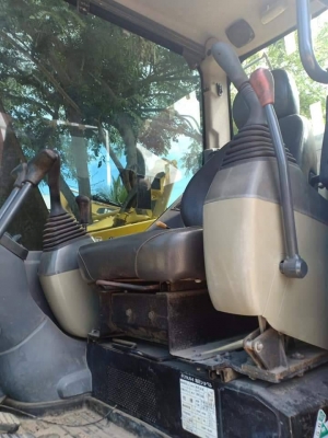 ขายจ้า..KOMATSU PC78US-8 เก่านอกแท้  เดิมๆๆ 3,xxxชั่วโมง มีลายแย๊ก พร้อมผานดัน สภาพสวย พร้อมใช้ โทร 089-3818694 จ๊อย