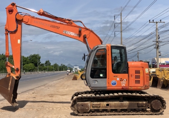 ขายรถขุด HITACHI ZX135US นำเข้าเองจากญี่ปุ่น สภาพสวยพร้อมใช้ มีVDOการทำงานครับ