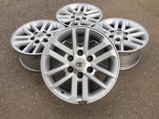 ขายล้อแม็ก Toyota Fortuner BMC ขอบ 17 4 วง ราคา 4,900 บาท