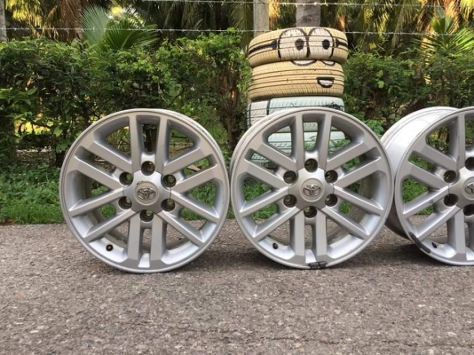 ขายล้อแม็ก Toyota Fortuner BMC ขอบ 17 4 วง ราคา 4,900 บาท