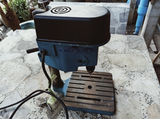 ขายสว่านแท่นตัวเล็กรอบจัด 1,600